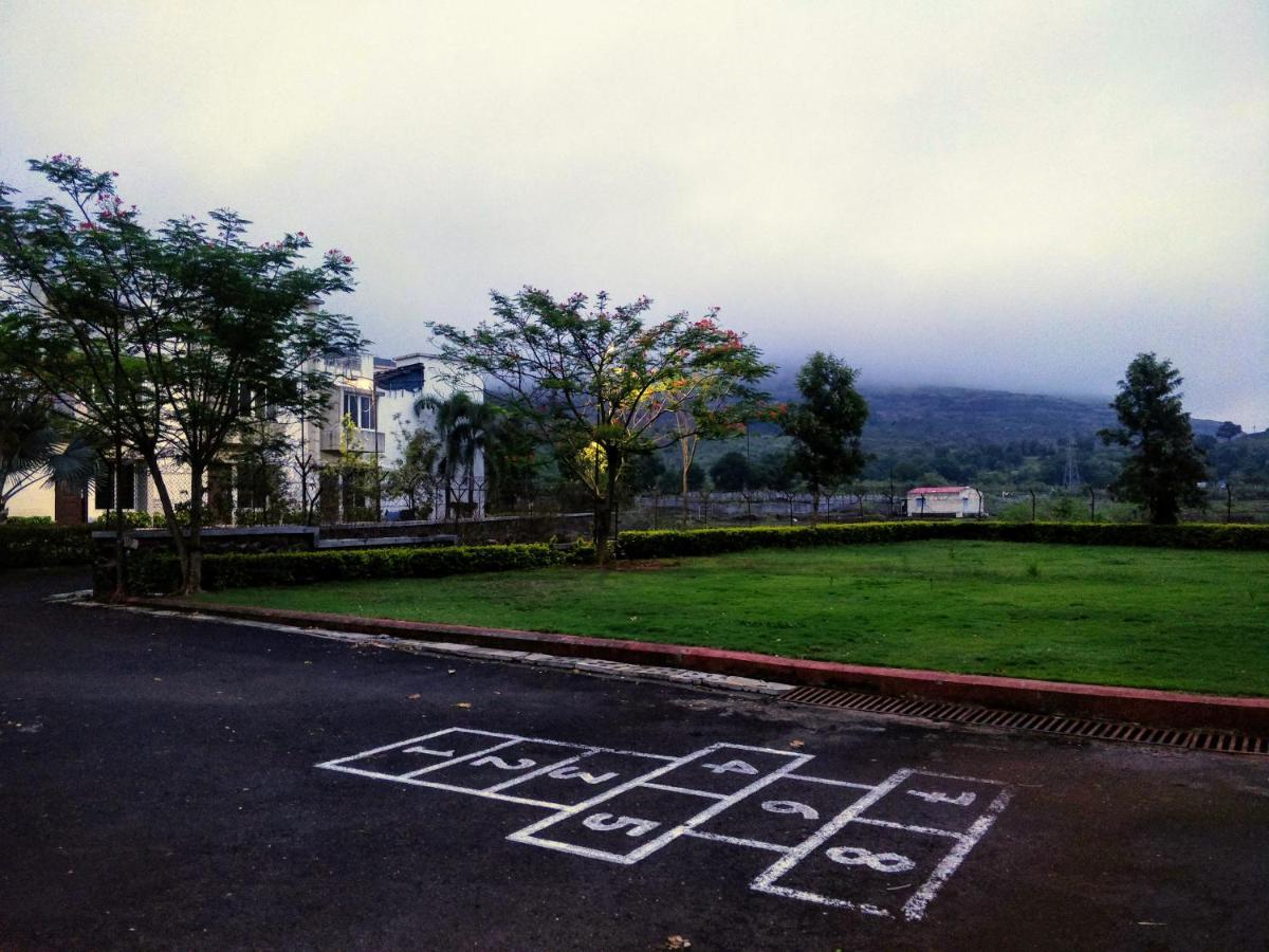 Dew Drops Boutique Retreat Hotel Igatpuri Ngoại thất bức ảnh